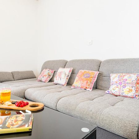 Alena Luxury Apartment With Jacuzzi Split Exterior foto